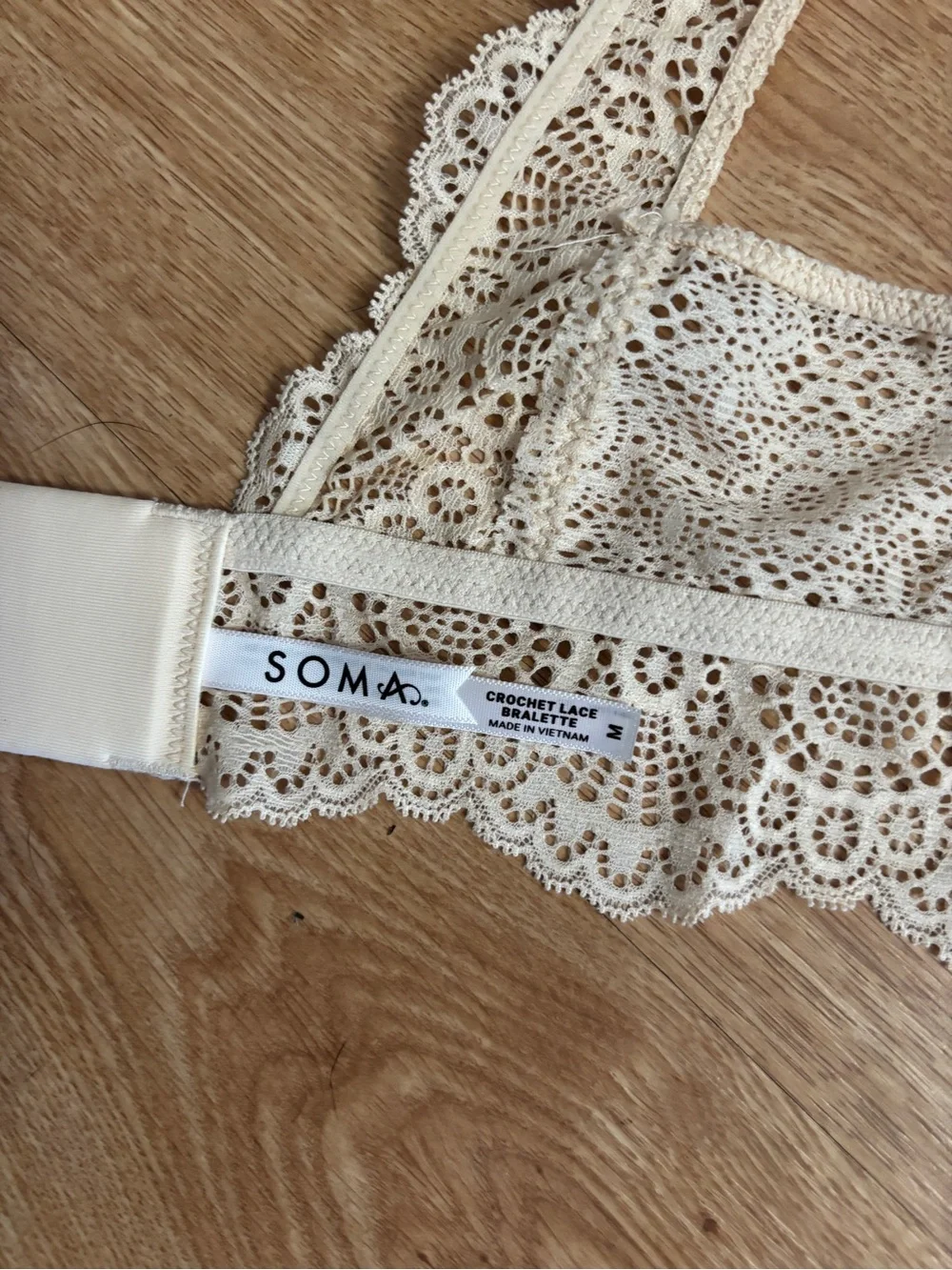 NWT Soma Lace Bralette in beige - Picture 3 of 3